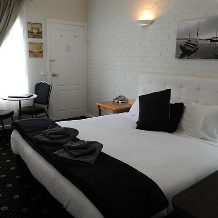 Norwood House Motel & Receptions Mornington Esterno foto