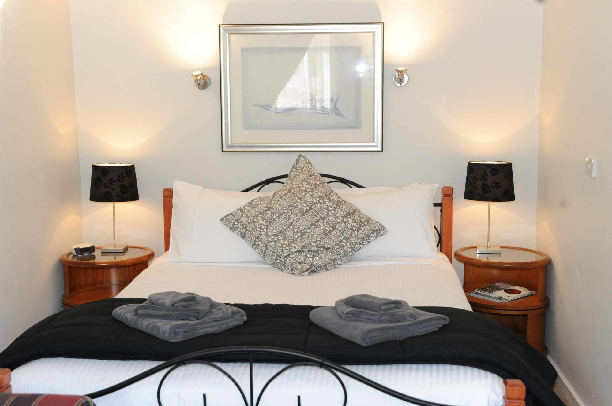 Norwood House Motel & Receptions Mornington Esterno foto